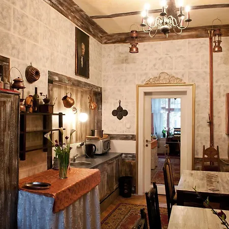Hotel Old Time