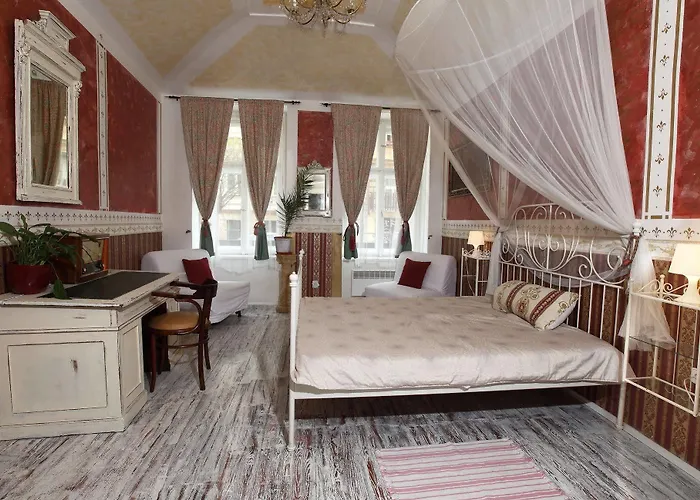Old Time Hotel 3*